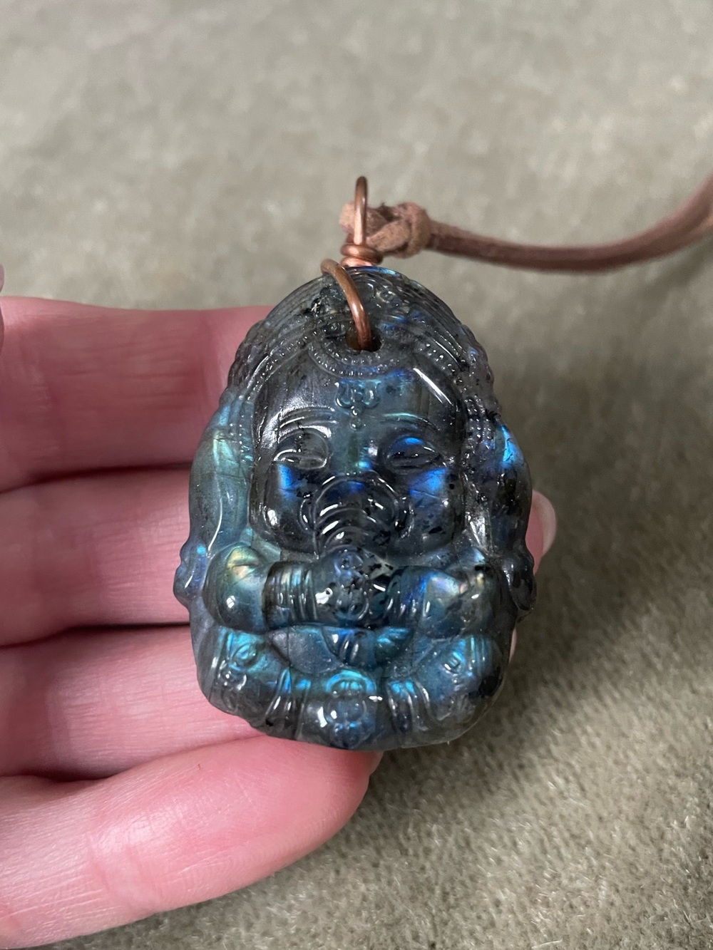 Labradorite Ganesha Pendant Necklace - Blue-Green Shimmer